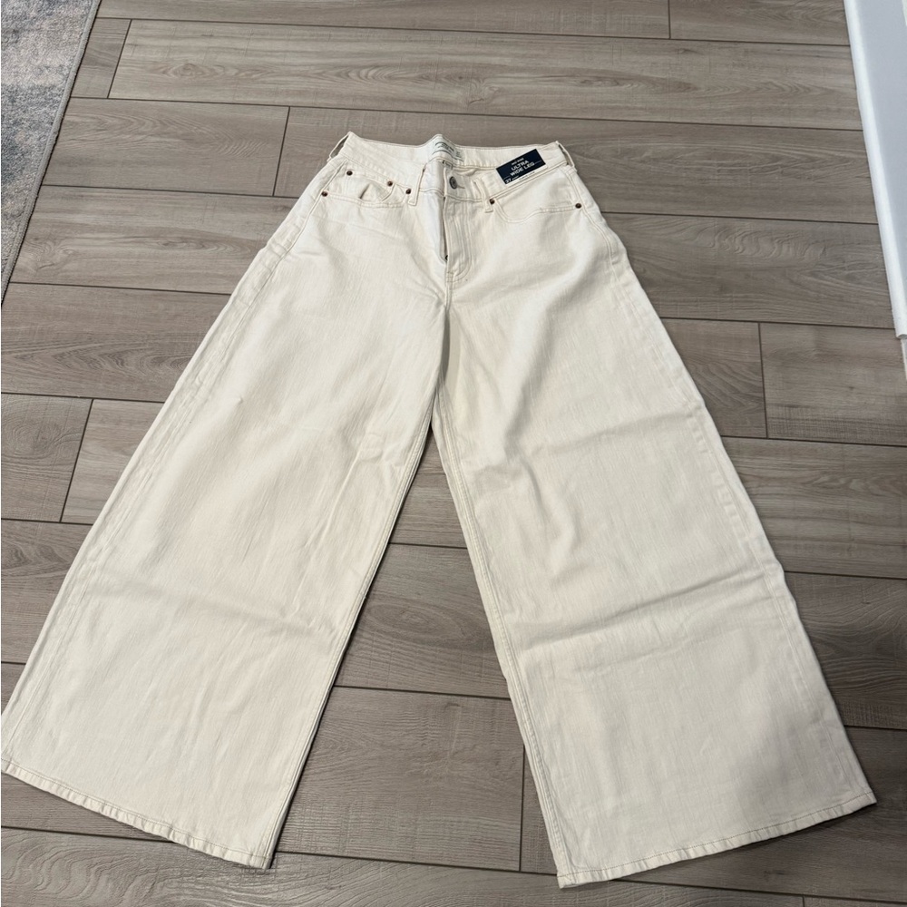 Abercrombie & Fitch Cream Flare Jeans